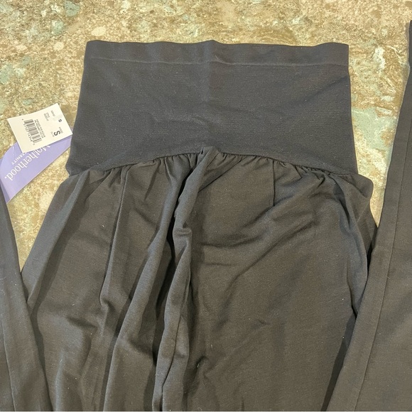 Motherhood Maternity Black Leggings with Belly Panel - Picture 6 of 14